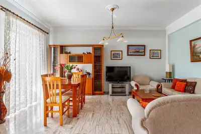 Image de Appartement 'A The City House' avec terrasse privée, balcon et climatisation