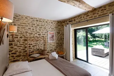 Image de Maison de vacances 'Ker Ar Maner - Maison De Charme' avec terrasse privée, jardin privé et Wi-Fi