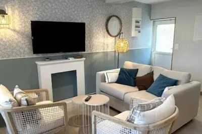 Image de Spacieuse maison de ville, Neptune-Sils.