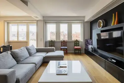 Image de Easylife - Stunning Flat City Center (Metro+6pax)