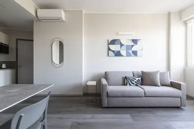 Easylife - Urban Jewel in the Duomo area