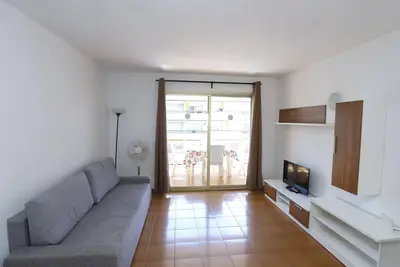 Image de Appartement Confortable avec Piscine et Terrasse à Salou, Proche Plage et Vie Nocturne