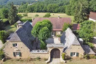 Image de Gîte de charme en Périgord noir (avec piscine), proche des sites de référence