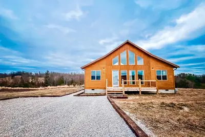 Image de Cat's Cradle | Rrg | Sunset views | Hot Tub | Wifi - Pet friendly cabin centrally located 9 min from Natural Bridge State Park.