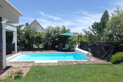 Image de Maison avec piscine et vue mer à 5 minutes des plages et du centre-ville