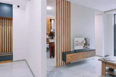 Image de 1br Sunlit/Center/FrenchBalcony/Self checkin