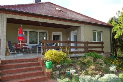 Image de Ferienhaus Oma Inge Zwischen Goitzsche und Muldestausee Haustierfreundlich!