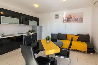 One-bedroom apartment with a terrace