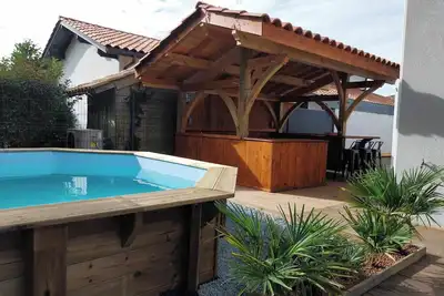 Image de Maison familiale 7 couchages avec piscine à 2kms de la mer
