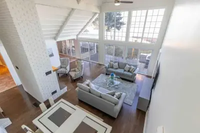 Image de Waterfront Niagara Home w/ Hot tub & Fire table