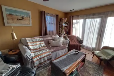 Image de Farmhouse w/hottub room close to slopes & shores!