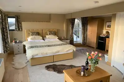 Image de The Penthouse Bowness, Luxury Loft, Jacuzzi bath & Complimentary Lake View Spa