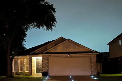 Image de 3br/2b Home Away From Home · 2. 5mi to Iah