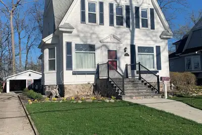 Image de Whole Home Perfect for a Couple or Young Family, Close to Hillsdale College