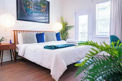 Image de The Mangrove Suite. Newly Built, Upscale, Central
