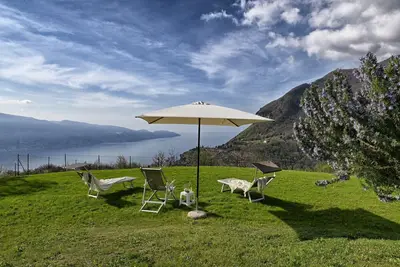 Image de Appartamento Orizzonte by Theater Home - with marvellous lake view