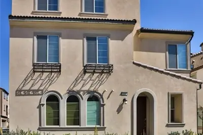 Image de Gate community, quiet environment, easy to access transportation