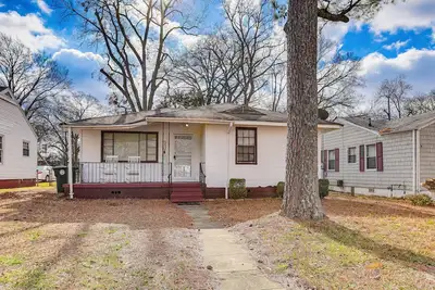 Image de 5 Mi to Downtown & Red Mtn Park! Cozy Family Home