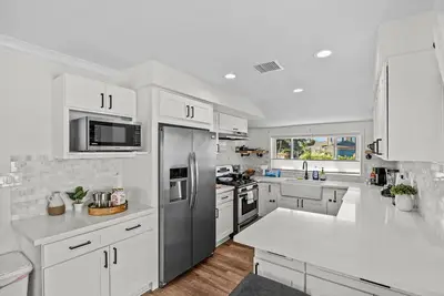 Image de Fun Pool Home with Game Room near Disneyland