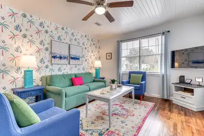 Image de Charming Coastal Pensacola Home 1 Mi to Palafox St