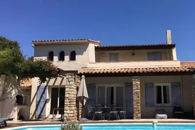Image de Villa Tarasque - Maison de charme dans le Gard