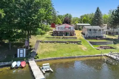 Image de 3-bedroom vacation home on the Lake near Frankenmuth.