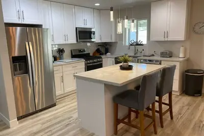 N. Phoenix/Remodeled/4 Bed/2Bath