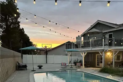 Image de Spacious Home w/ Backyard Basketball + Laundry