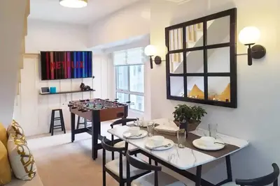 Image de Bgc - Two Bedroom Condo with Game Room - 10