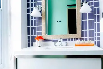 Image de 1-Bedroom Suite at a 4⭐️ Hotel