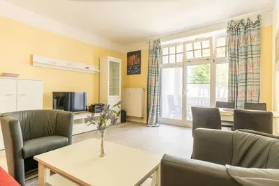 Image de Vacation apartment 3 Villa Strandidyll Binz, sea view, directly on the beach promenade