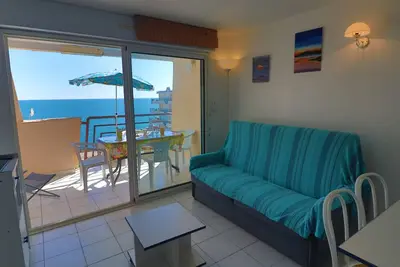 Image de Joli T2 cabine avec terrasse face mer, parking, ascenseur, pour 5 pers