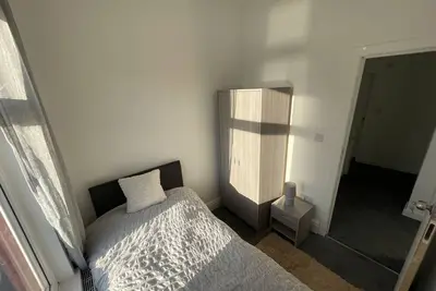 Spacious 4-Bedroom House in Manchester!