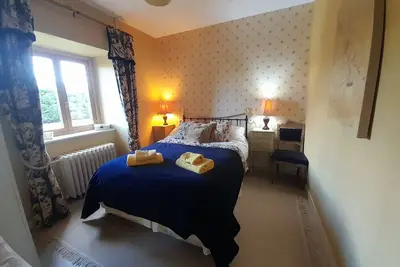 \nCharming Ground Floor Gîte in French Countryside – Sleeps 4 🏡🌿