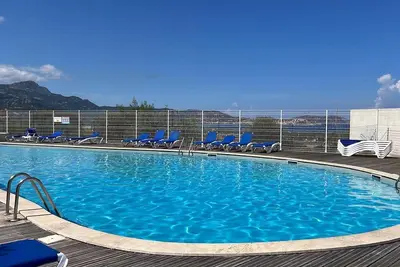 Image de Appartement 6 personnes 3 chambres dans résidence avec piscine à Lumio