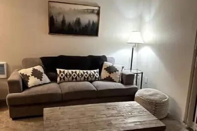 Image de Perfect for traveling professionals! pet friendly