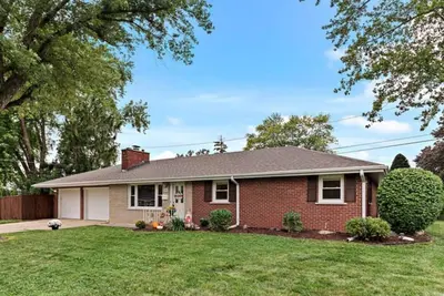 Image de Cheerful 3 bedroom, 2. 5 bath in Central Bradley