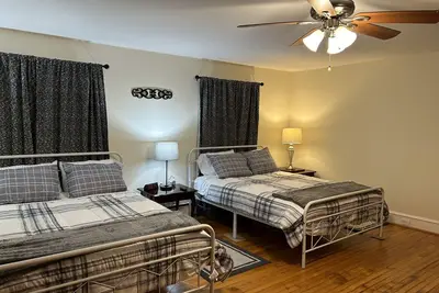 Image de Country home near South Hill Country Club