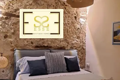 Esse Boutique Homes