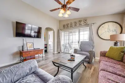 Image de Lovely Branson Resort w/ Pools, Golf & Arcade