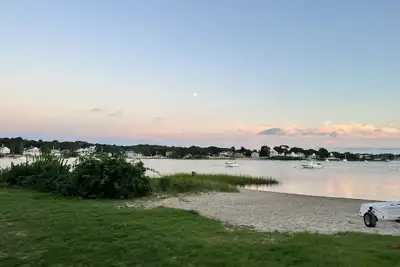 Image de ⭐️No Sharks here! 🦈 No Bridge traffic! 🚘 Onset, Ma is all tranquility. 🧘‍♀️