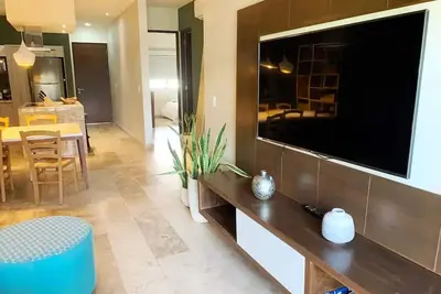 Image de Apto -Amplio-Moderno-Lujo-Comodidad-Zona Tranquila\n\n