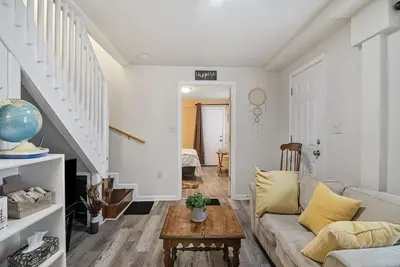 Image de vacation home in Historic Annapolis, 17-minute walk to U. S. Naval Academy