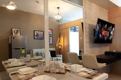 Image de Cozy place away frm the city. Taal Volcano view and lot of fun activities nearby.