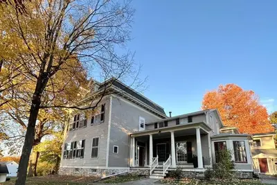 Image de Vrbo By Nick In Historic Palmyra With An Inground Pool And Private Porch