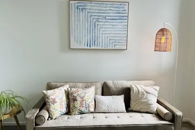 Image de Brand New Modern Cozy Home at Central Location| Family Friendly with Netflix