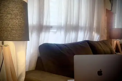 Image de Across the street from the Budgewoi Hotel, and down the street from the Beach