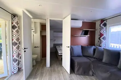 Image de Mobil-Home Premium 3 Pièces 4 Personnes + Tv