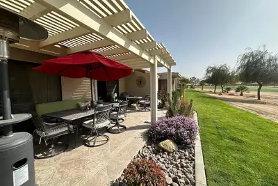 Image de Spacious Villa 2 Br + 2 Ba on Golf Course w outdoor patio on Hole 11! Epic Views