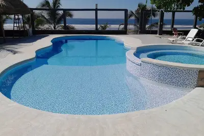 Image de Rancho New Nest Beach House Beachfront